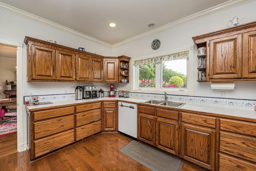 More Photos Of 397 Monterra Dr, Port Angeles Hospitality For Sale