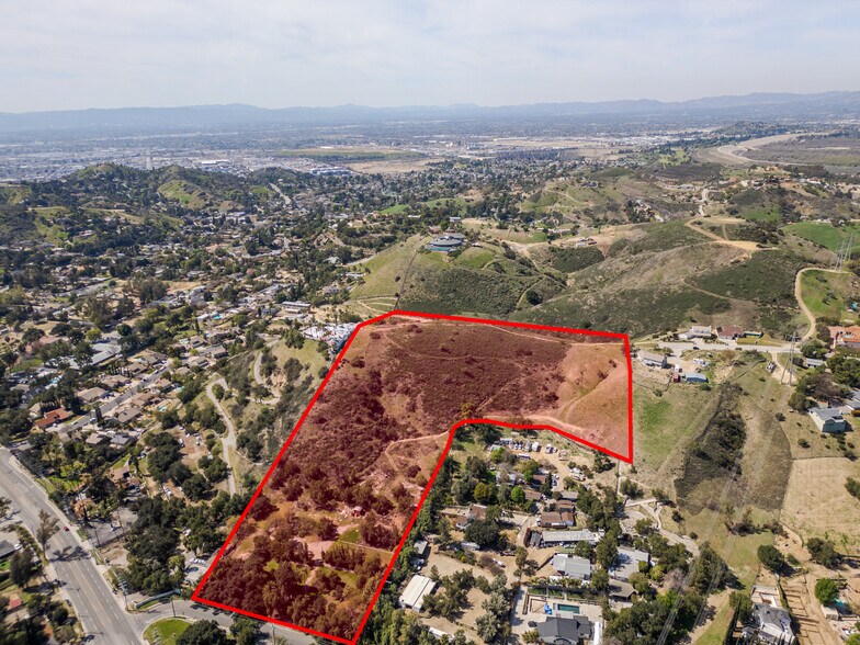 More Photos Of 10131 Johanna Ave, Sunland Land For Sale
