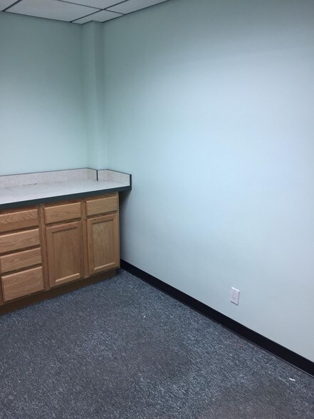 More Photos Of 2700 N Bellflower Blvd, Long Beach Medical For Lease