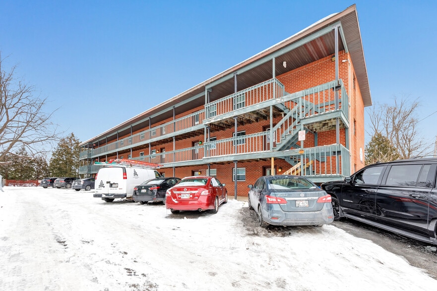 More Photos Of 836 Vine Ave, Oshkosh Apartments For Sale