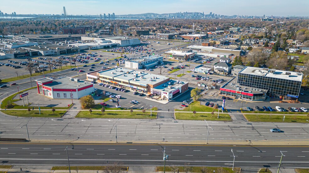 More Photos Of 6400 Boul Taschereau, Brossard Storefront Retail Office For Lease