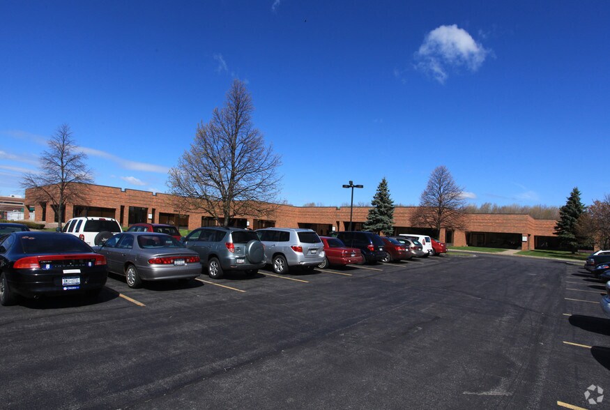 More Photos Of 6007 Fair Lakes Rd, East Syracuse Office For Sale