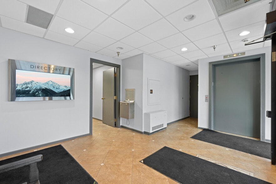 More Photos Of 7373 W Jefferson Ave, Lakewood Medical For Sale