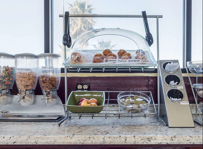 More Photos Of 3334 S US Highway 77 Byp, Kingsville Hotel For Sale