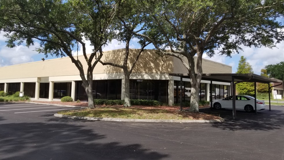 Primary Photo Of 2200 Tall Pines Dr, Largo Light Distribution For Lease