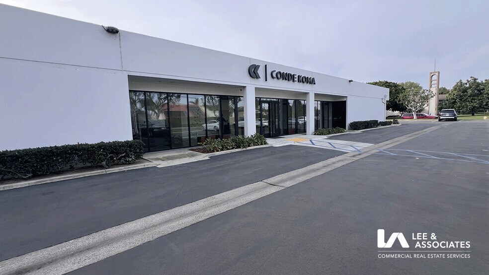 More Photos Of 4274 Cerritos Ave, Los Alamitos Light Distribution For Lease
