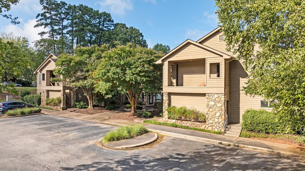 More Photos Of 911 Paverstone Dr, Raleigh Coworking Space