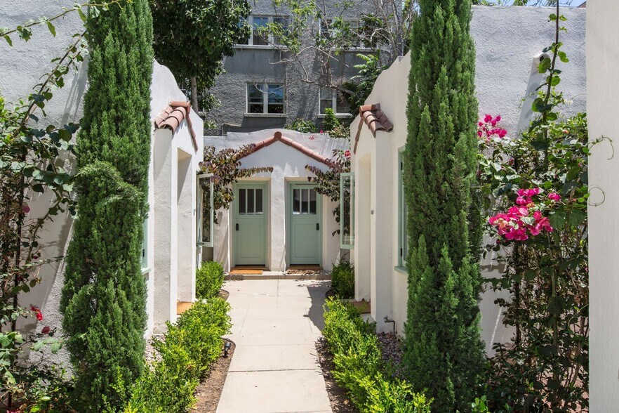 More Photos Of 1537 Union St, San Diego Apartments For Sale