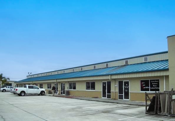 More Photos Of 2911 Dusa Dr, Melbourne Warehouse For Sale