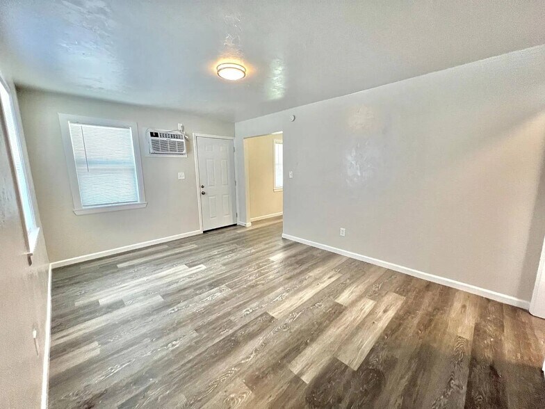 More Photos Of 3100 S Dumas Ln, Oklahoma City Apartments For Sale