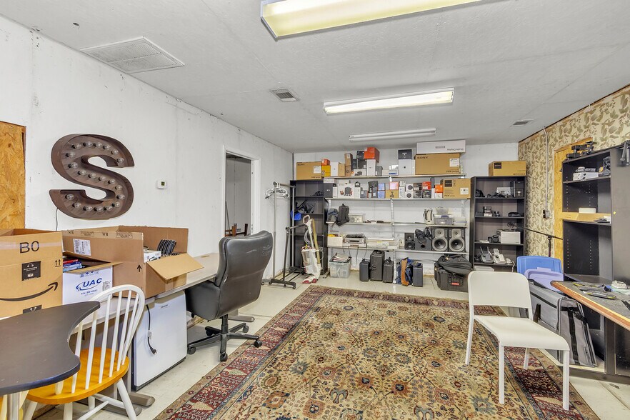 More Photos Of 613 Atomic Rd, North Augusta Flex For Lease