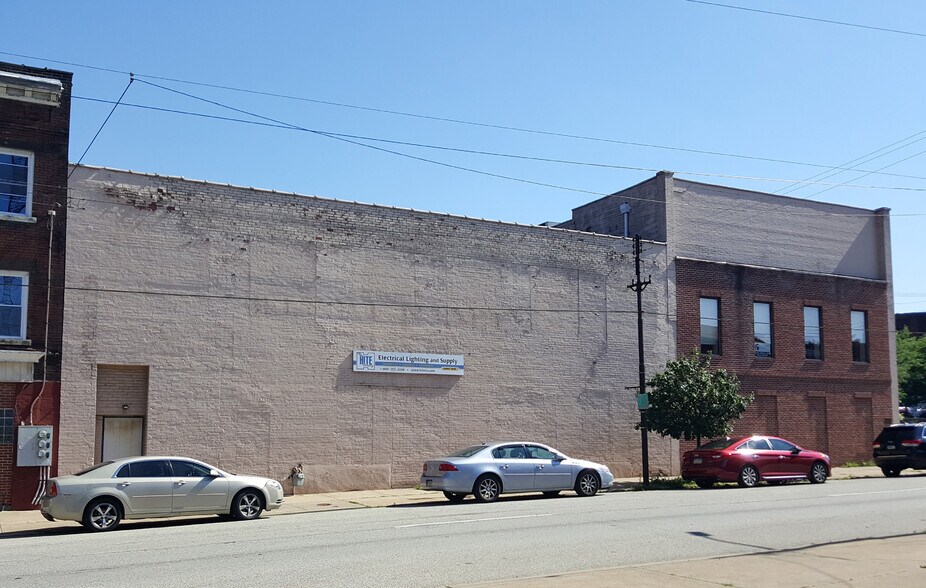 More Photos Of 1621 Forbes Ave, Pittsburgh General Retail For Sale