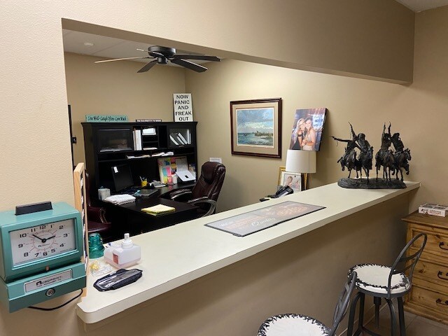 More Photos Of 8825 Eastex Fwy, Beaumont Warehouse For Lease