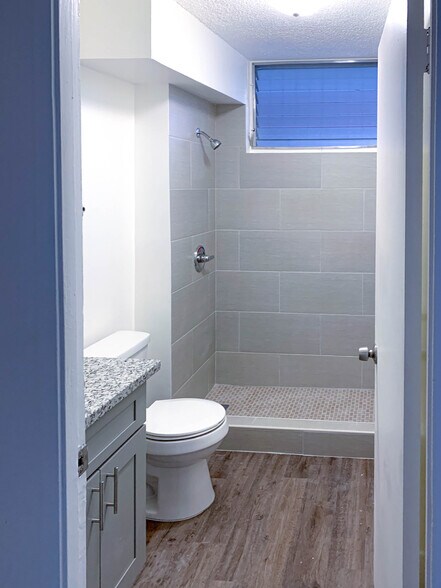 More Photos Of 2021 Wilcox Ln, Honolulu Apartments For Sale