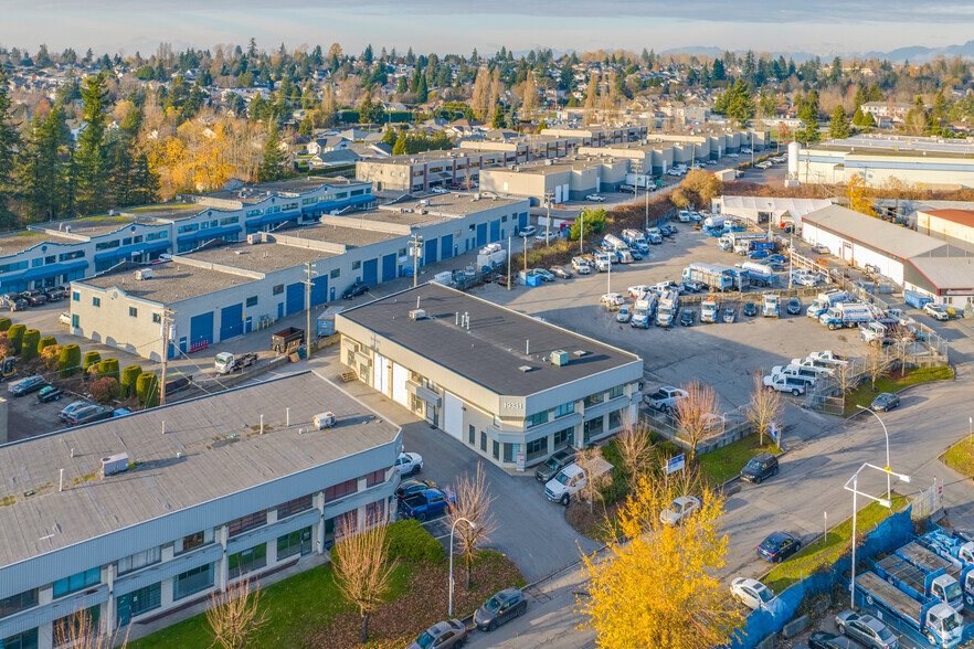 More Photos Of 19331 Enterprise Way, Surrey Warehouse For Lease