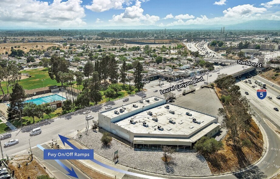 More Photos Of 8866 Laurel Canyon Blvd, Sun Valley Manufacturing For Lease