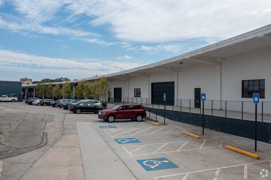 More Photos Of 680 Murphy Ave, Atlanta Office For Lease