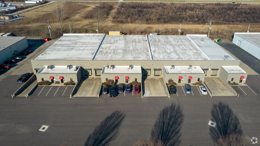 More Photos Of 2476-2500 Creekway Dr, Columbus Industrial For Lease