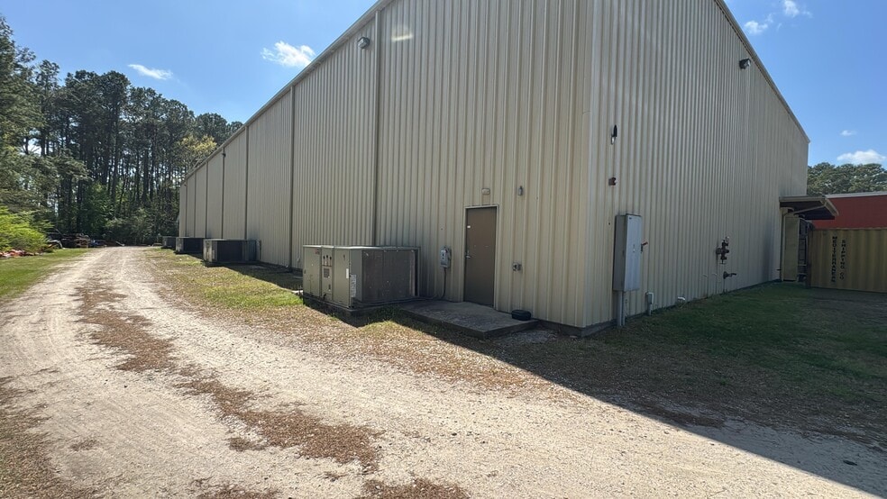 More Photos Of 7427 NC Highway 58 S, Stantonsburg Manufacturing For Lease