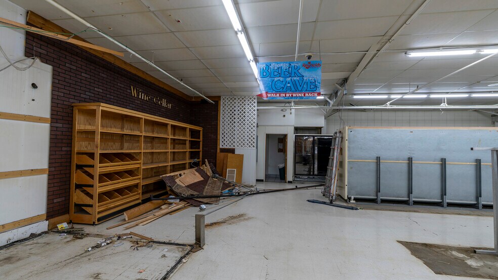 More Photos Of 2106 Valley Dr E, Miles City General Retail For Sale