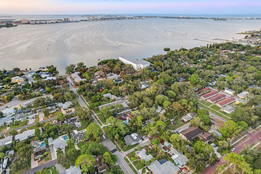 More Photos Of 3017 49th St S, Gulfport Apartments For Sale