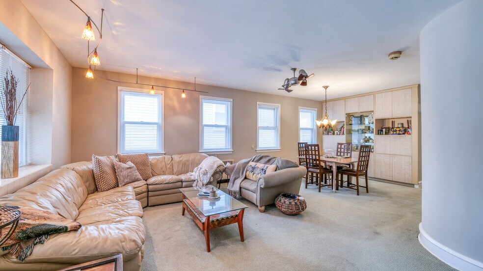 More Photos Of 20 S Marion Ave, Ventnor City Apartments For Sale