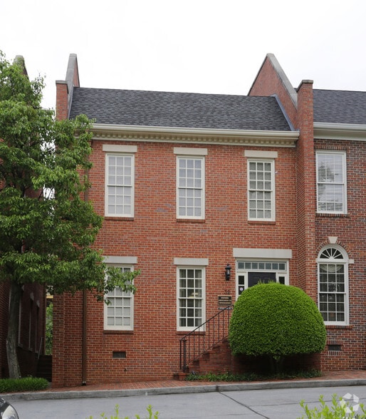 Primary Photo Of 32 Lenox Pointe NE, Atlanta Coworking Space