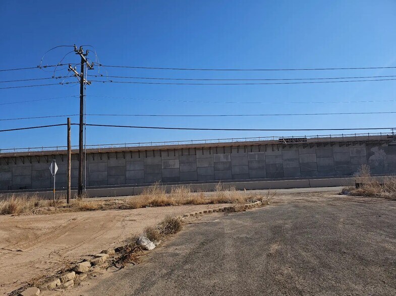 More Photos Of 8316 W I-20, Midland Warehouse For Lease