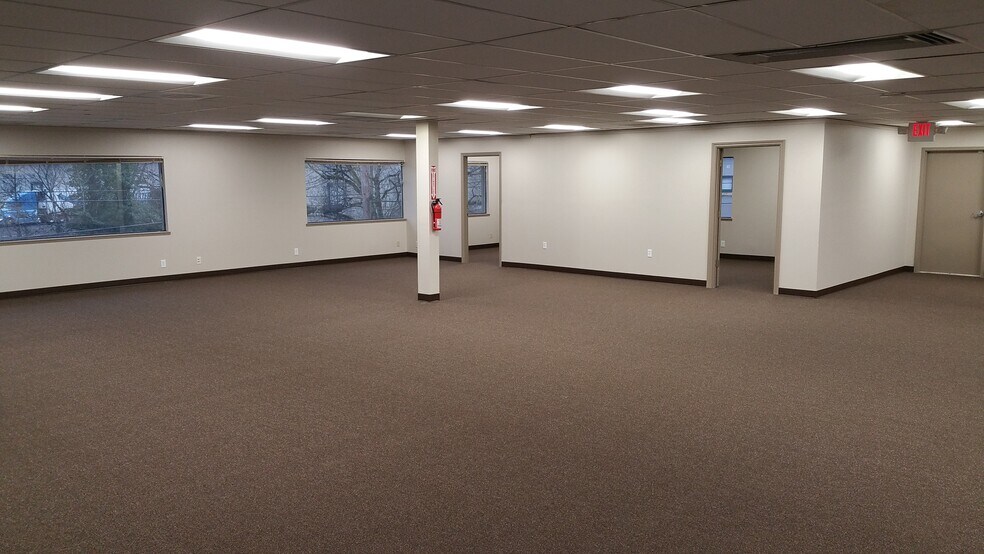 More Photos Of 3850 Portland Rd NE, Salem Medical For Sale