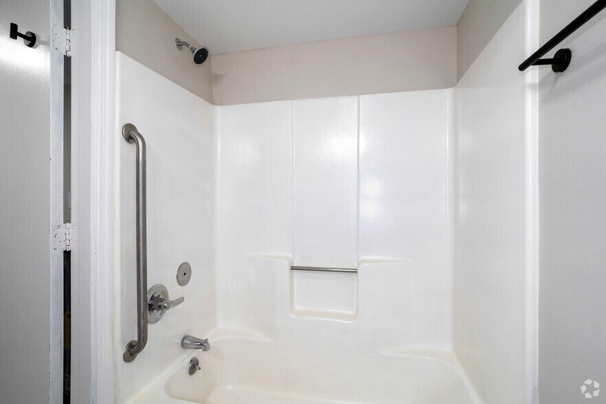 More Photos Of 2580 Tilton Rd, Egg Harbor Township Apartments For Sale