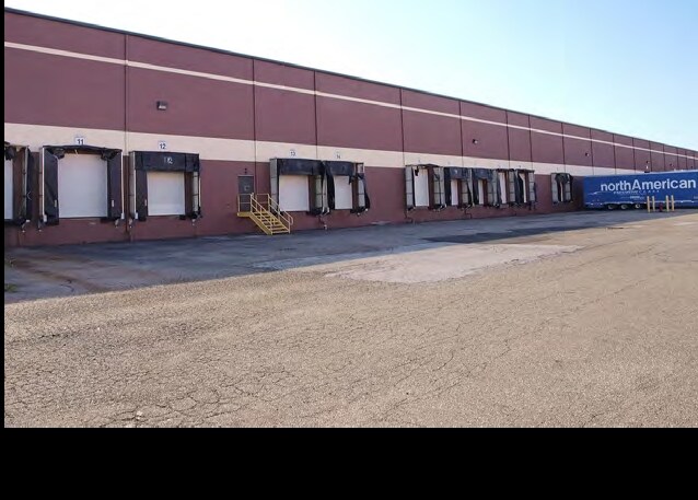 More Photos Of 5575 Venture Dr, Parma Warehouse For Lease