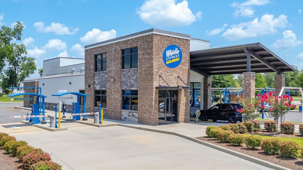 Primary Photo Of 3205 Bemiss Rd, Valdosta Carwash For Sale