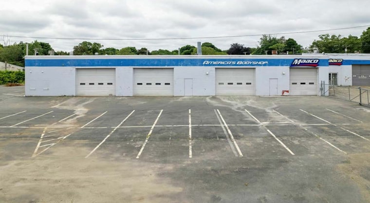 More Photos Of 660 S Union St, Lawrence Warehouse For Sale