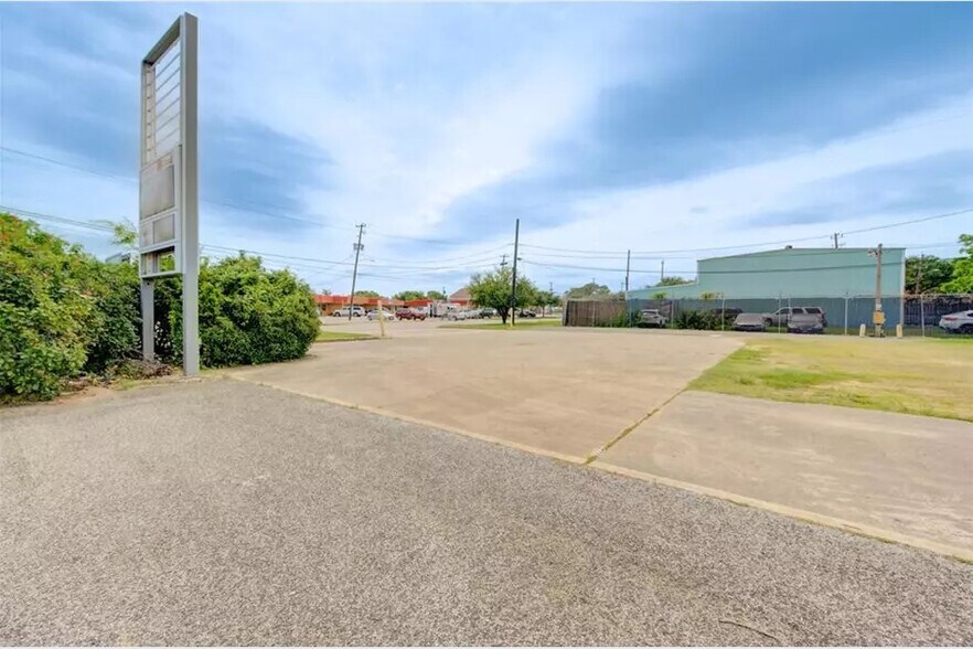 More Photos Of 2002 Broadway St, Houston Land For Sale