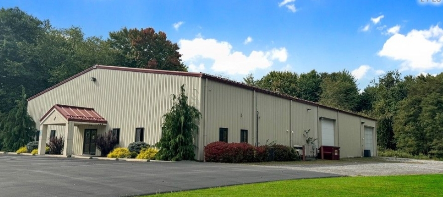 Primary Photo Of 703 Commerce Ave, New Castle Warehouse For Sale