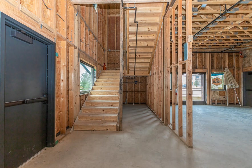 More Photos Of 3006 Barron Rd, College Station Restaurant For Sale