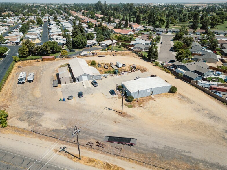 More Photos Of 901 E Broadway Ave, Atwater Specialty For Sale