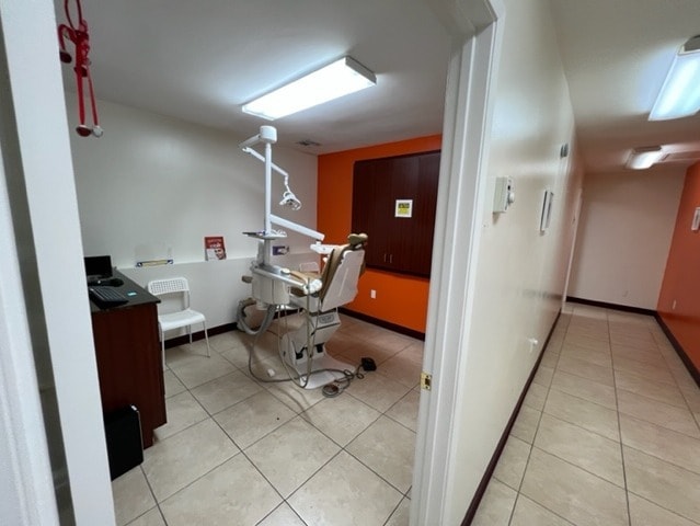 More Photos Of 1125 E 17th St, Santa Ana Unknown For Lease