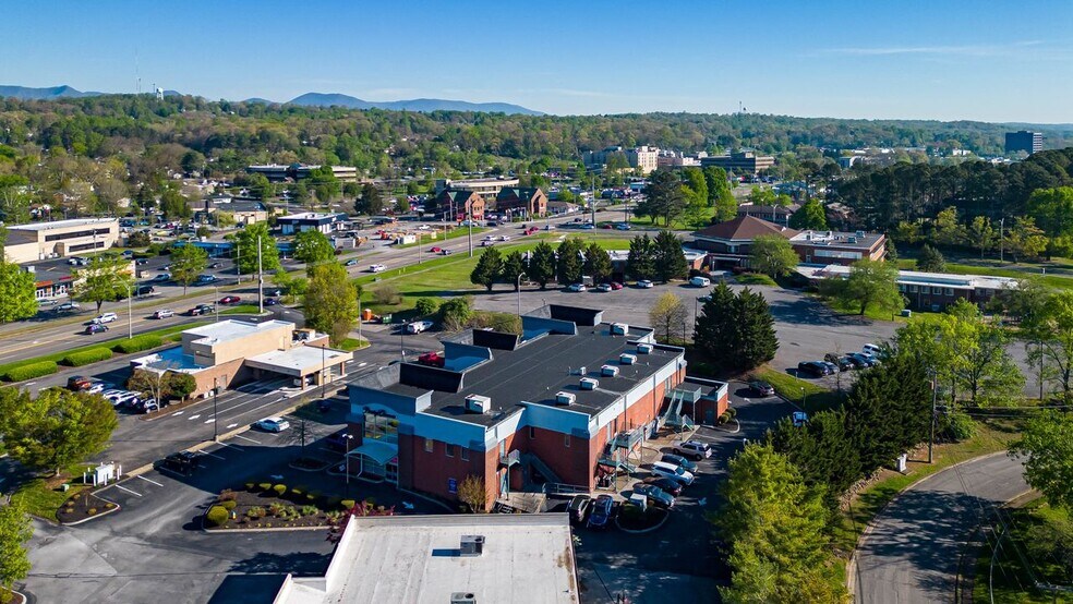 More Photos Of 1143 Oak Ridge Tpke, Oak Ridge Restaurant For Sale