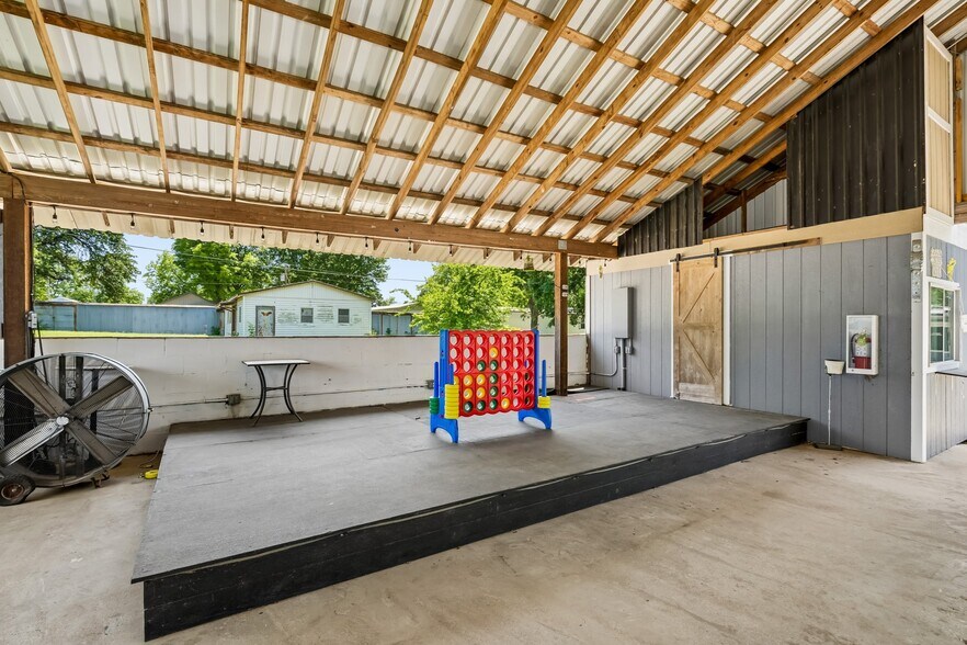 More Photos Of 8848 Soldier Creek Rd, Kingston Hotel For Sale