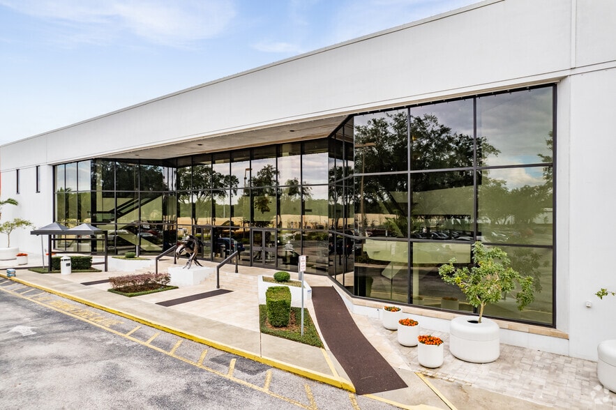 More Photos Of 999 Douglas Ave, Altamonte Springs Office Residential For Lease