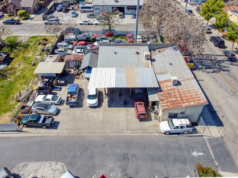 More Photos Of 1019 E Acequia Ave, Visalia Warehouse For Lease