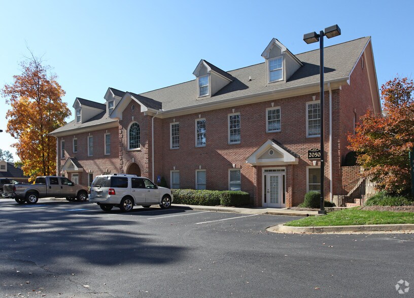Primary Photo Of 2050 Buford Hwy, Buford Unknown For Lease
