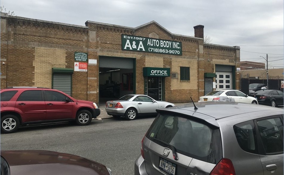 Primary Photo Of 1341 Blondell Ave, Bronx Auto Repair For Sale