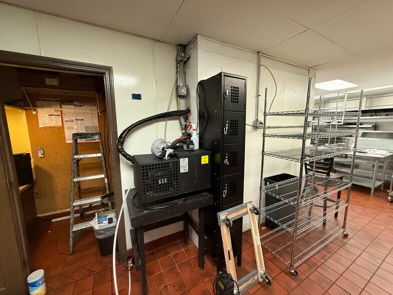 More Photos Of 249 Main St, Rutland Apartments For Lease