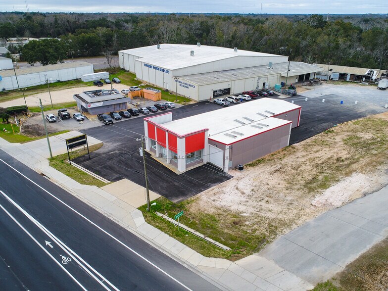 More Photos Of 8969 Pensacola Blvd, Pensacola Auto Repair For Sale