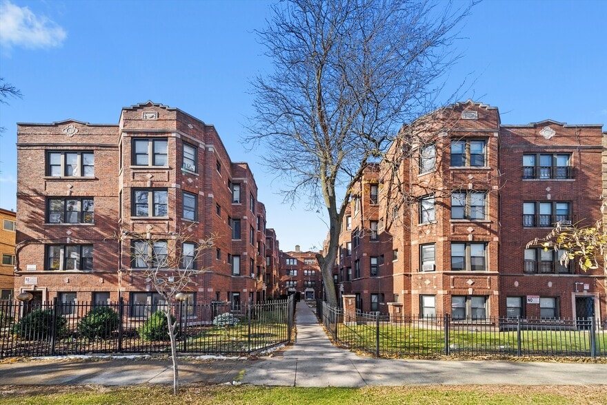 More Photos Of 6820-6824 S Perry Ave, Chicago Apartments For Sale