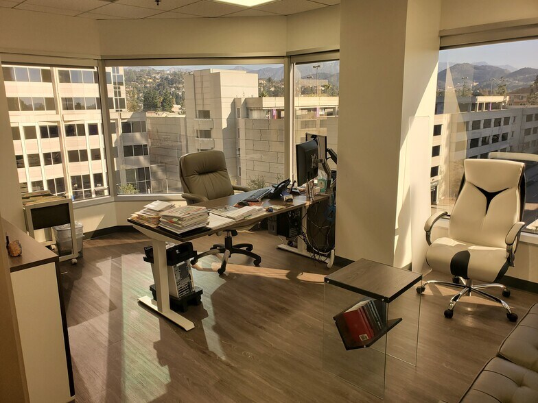 More Photos Of 700 N Brand Blvd, Glendale Office For Lease