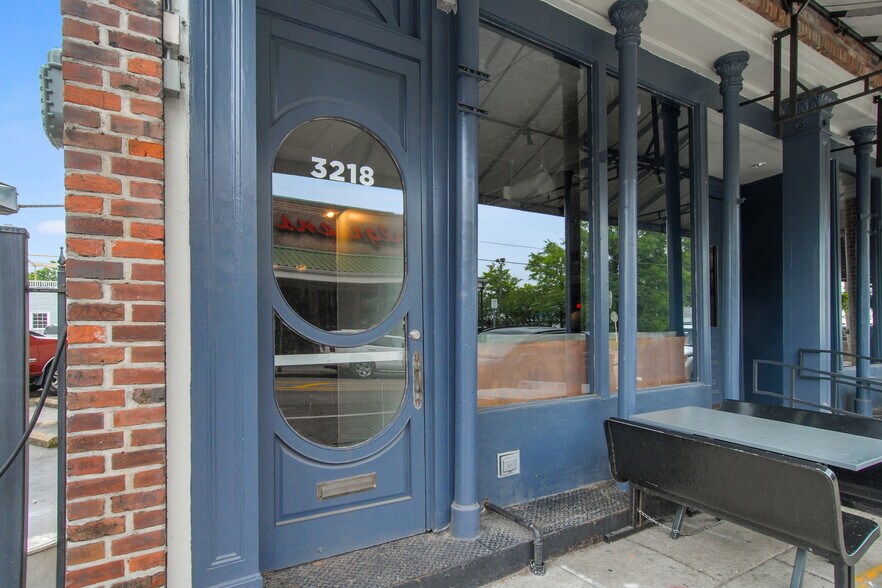 More Photos Of 3218 Magazine St, New Orleans General Retail For Sale