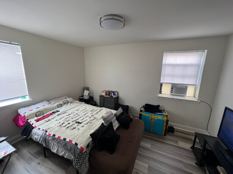 More Photos Of 21-25 Willoughby St, Newark Multifamily For Sale